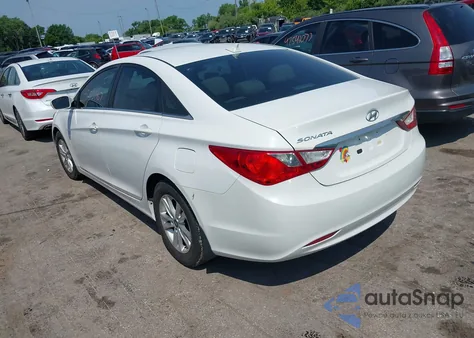 2013 Hyundai Sonata Gls z USA, uszkodzony, nr VIN 5NPEB4AC6DH770731
